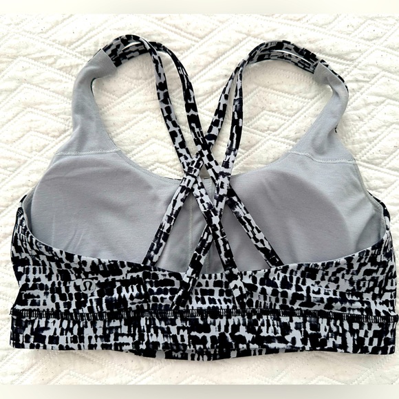 •LULULEMON/Energy Bra/Urban Block Ice Grey Black• - Picture 3 of 11